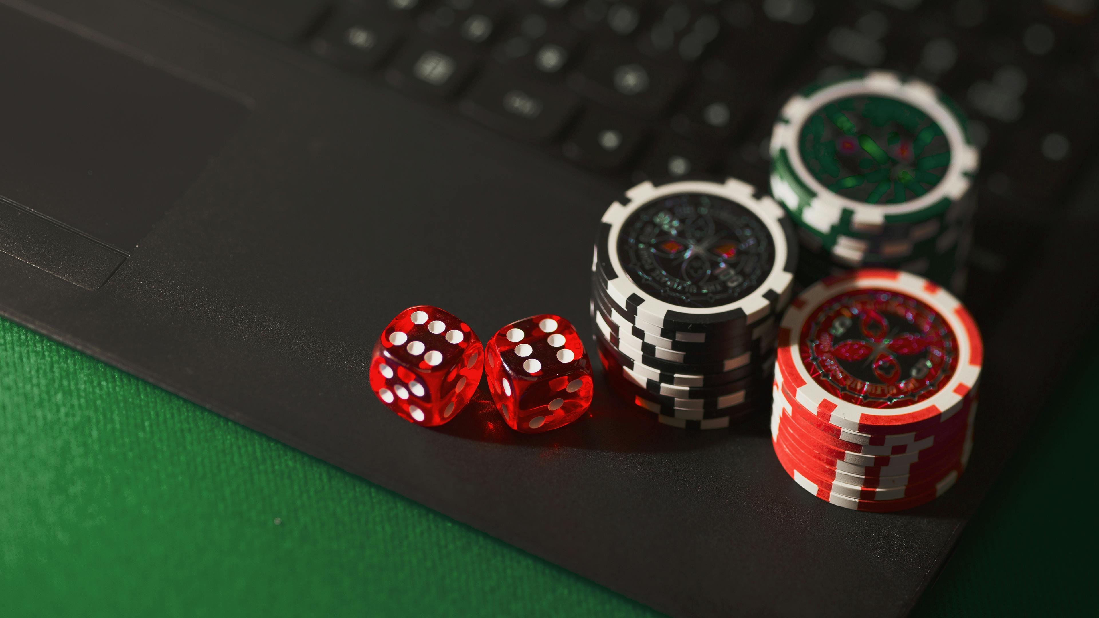Antarmuka aplikasi slot pragmatic yang responsif menampilkan permainan slot dan pasar olahraga